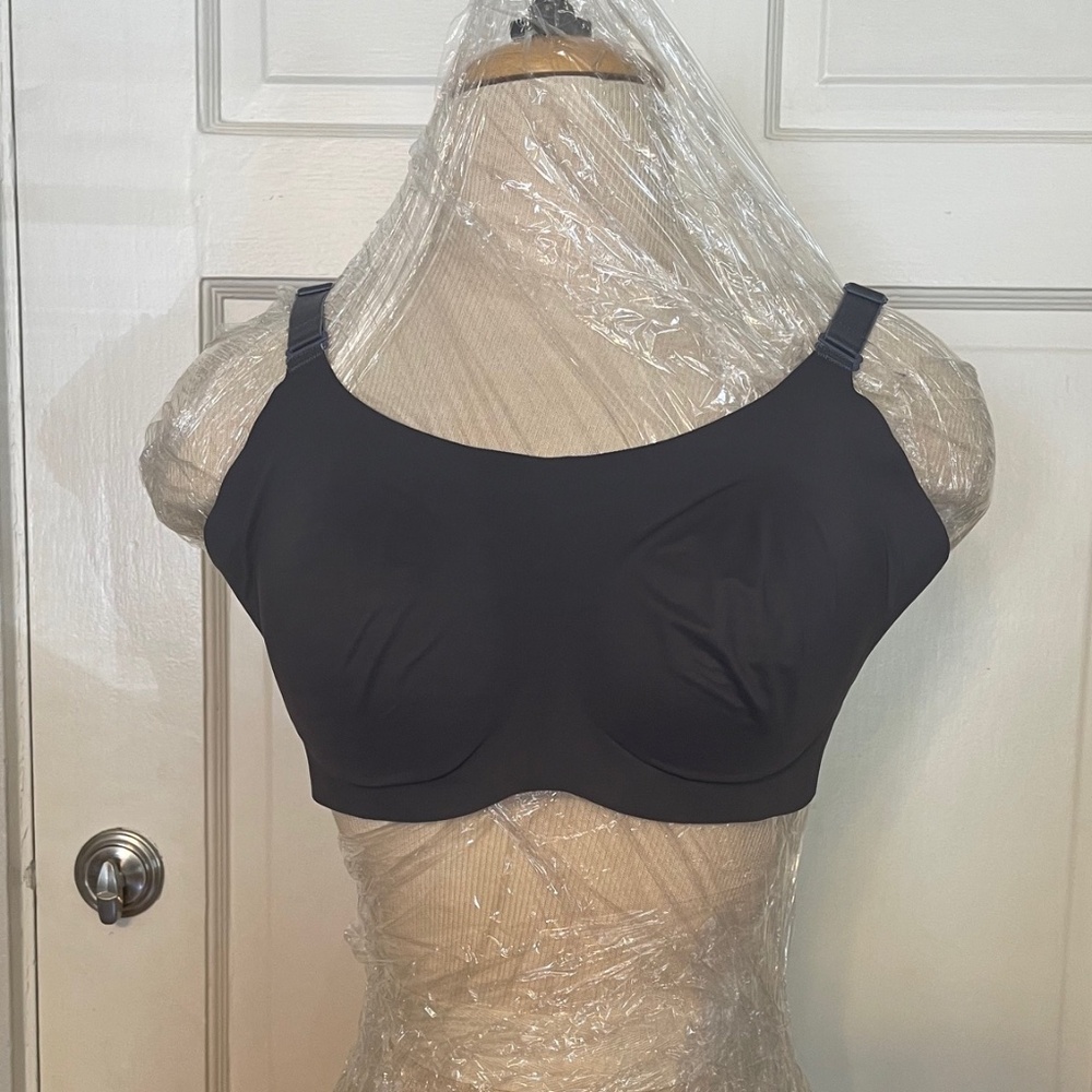 Black Knix Bra - size 5! Wireless - Gently used